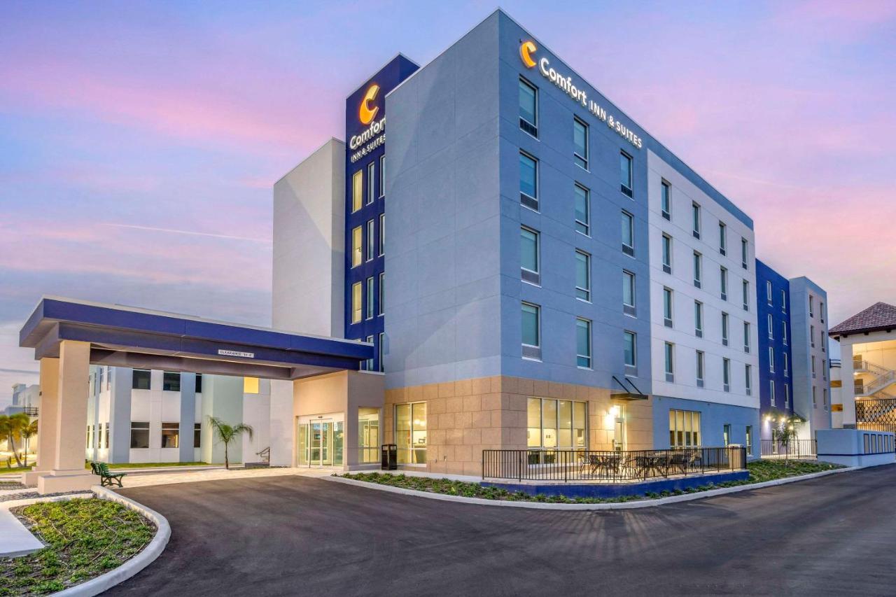 Comfort Inn & Suites New Port Richey Downtown District Exterior photo