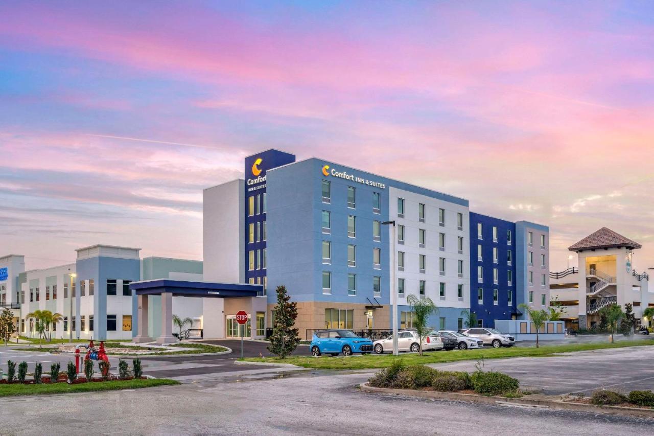 Comfort Inn & Suites New Port Richey Downtown District Exterior photo